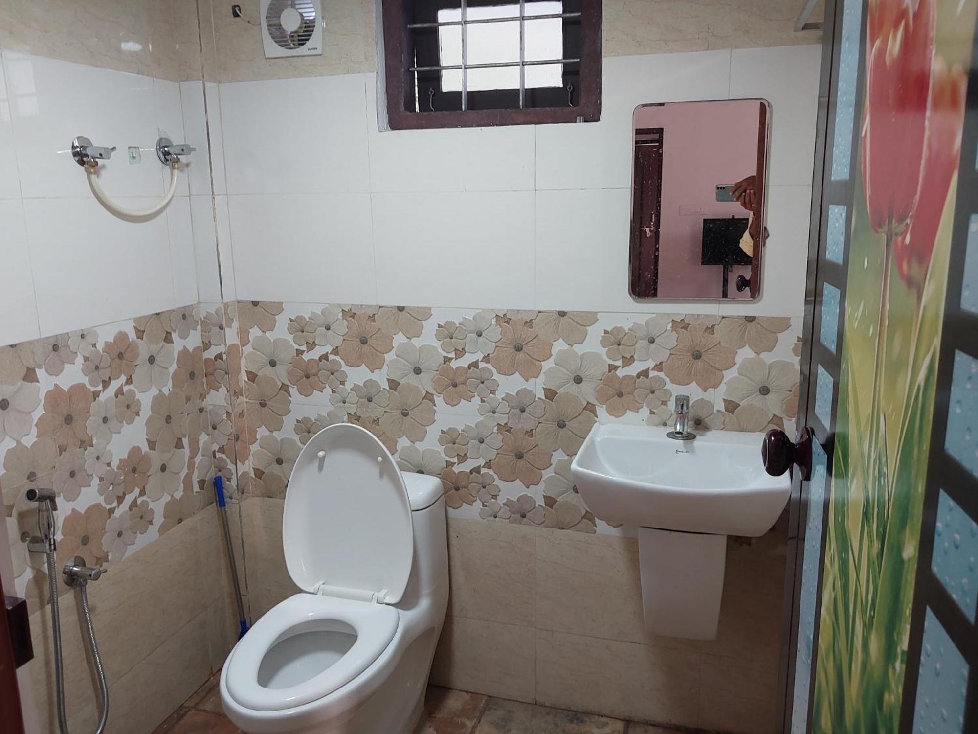 Stayberries River Rock Villa Athirapilly Kizhake Chālakudi Kültér fotó
